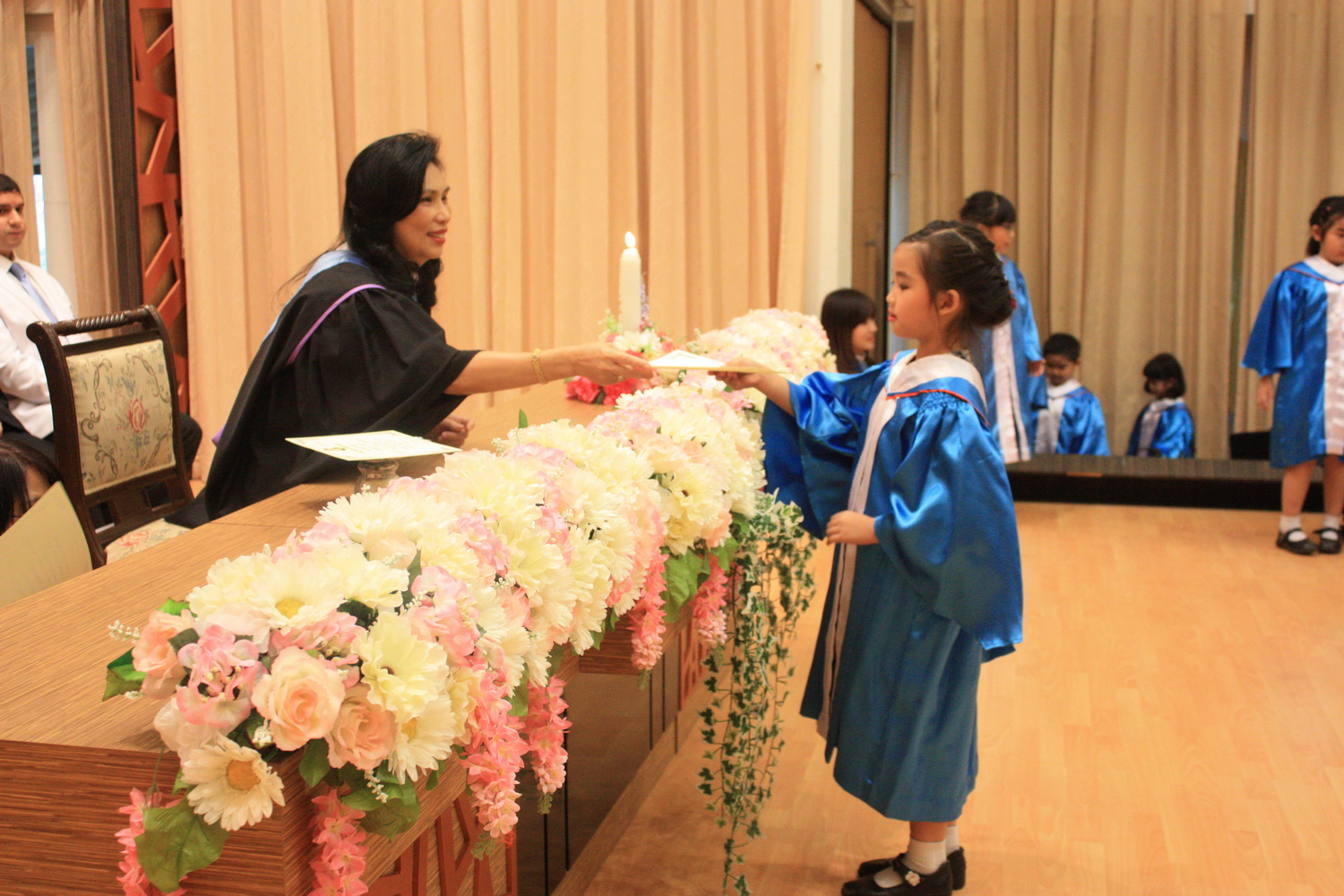 2015-02-28_kindergarten3_Graduation_090